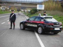 Carabinieri ad posto di blocco